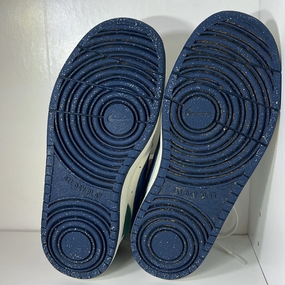 Nike Blue White Leather Sneakers Shoes - Picture 4 of 4